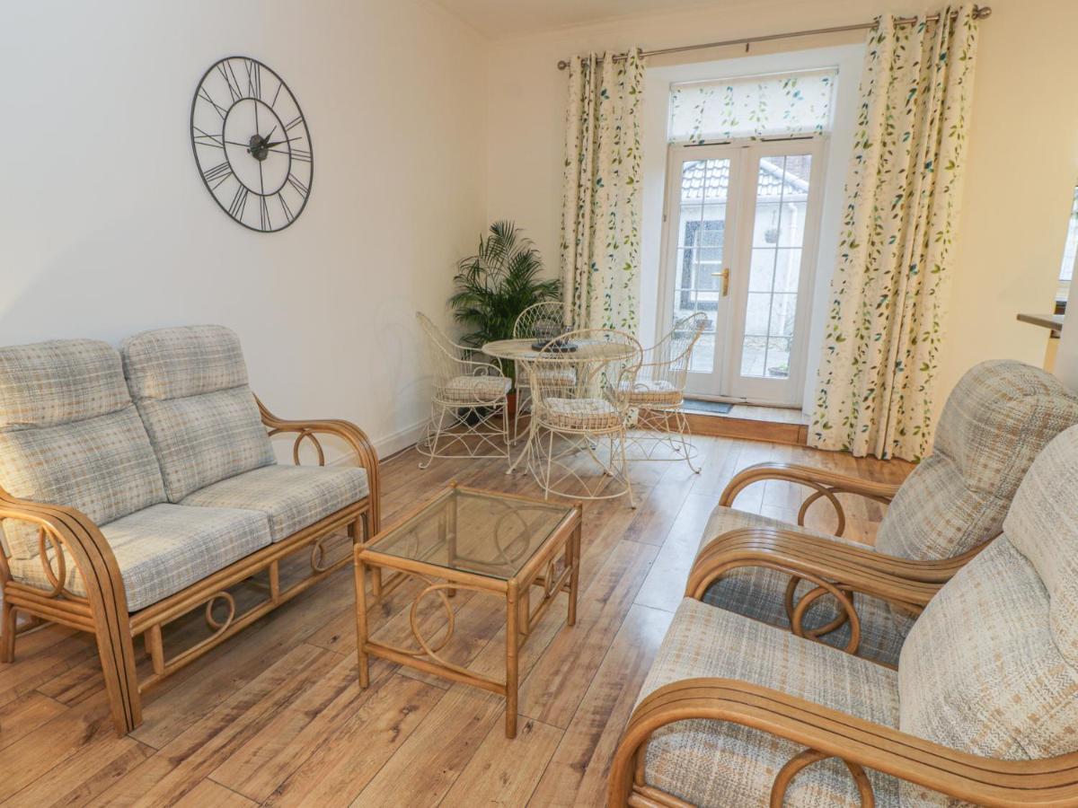 Garden Apartment Ayr Exterior foto